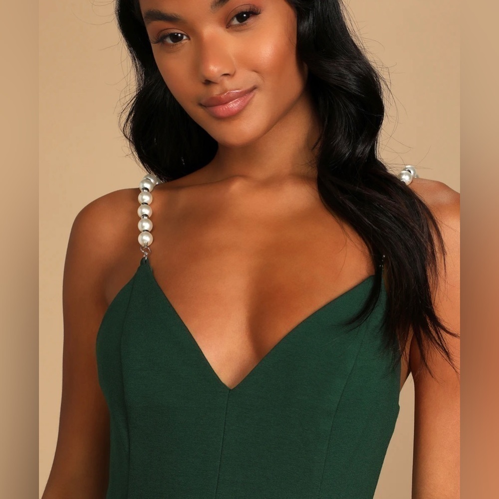 Lulu’s She's Extra Emerald Green Pearl Strap Bodycon Mini Dress Size Medium - Picture 4 of 10